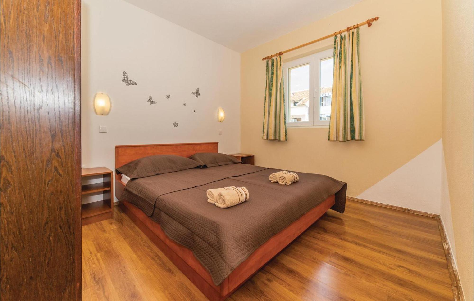 Pet Friendly Apartment In Biograd With Kitchen Biograd Na Moru Zewnętrze zdjęcie